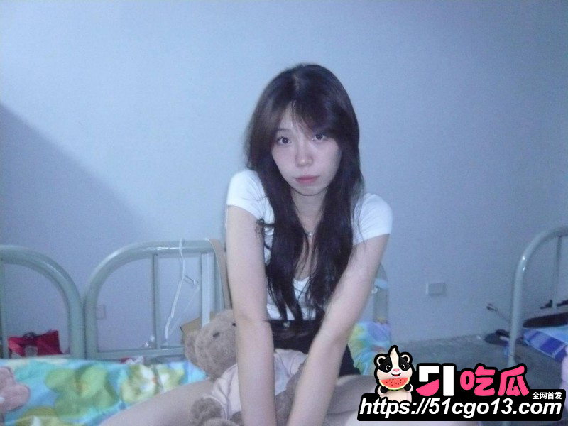 广东反差婊苏露月不雅视频01 广东反差婊苏露月不雅视频01