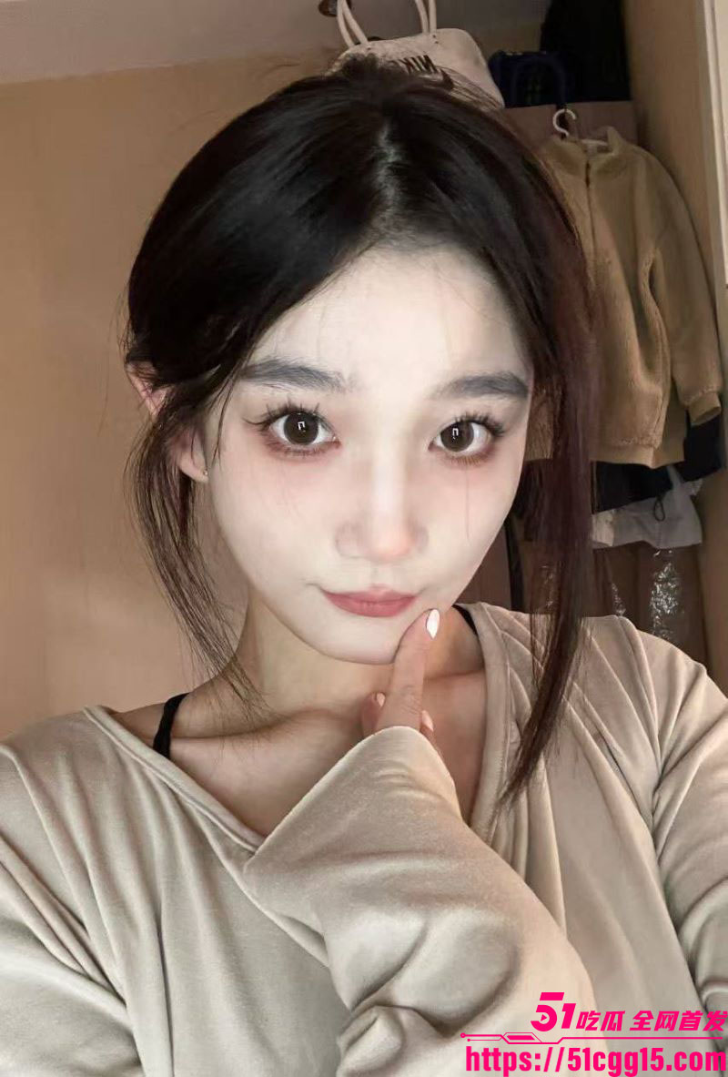 青岛高颜值小美女刘琦塌房 1 青岛高颜值小美女刘琦塌房 1