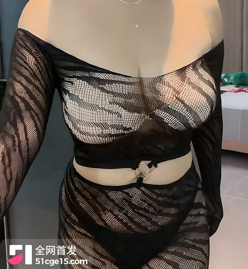 4 4