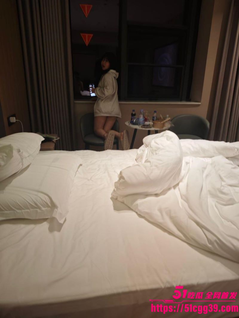 福建宁德清纯少女王海婷约炮视频流出 4 福建宁德清纯少女王海婷约炮视频流出 4