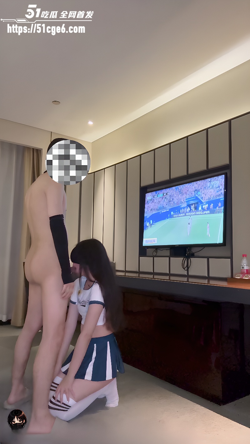 骚妻世界杯期间cos足球宝贝求操 1 骚妻世界杯期间cos足球宝贝求操 1