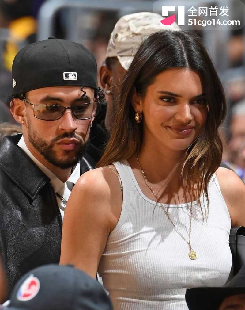 美国男星 BadBunny 被曝睡粉9 美国男星 BadBunny 被曝睡粉9