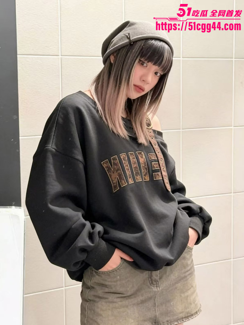 2 2
