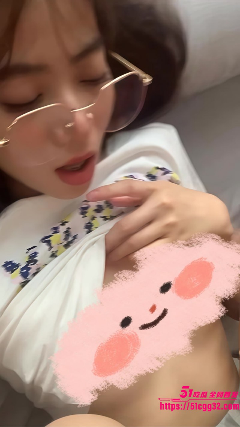 柬埔寨清纯女高中生 Meas Angvor 性爱私拍流出 稚嫩酮体被男友摁在胯下爆操 粉嫩骚穴喷水彻底沦陷性欲狂潮 5 柬埔寨清纯女高中生 Meas Angvor 性爱私拍流出 稚嫩酮体被男友摁在胯下爆操 粉嫩骚穴喷水彻底沦陷性欲狂潮 5