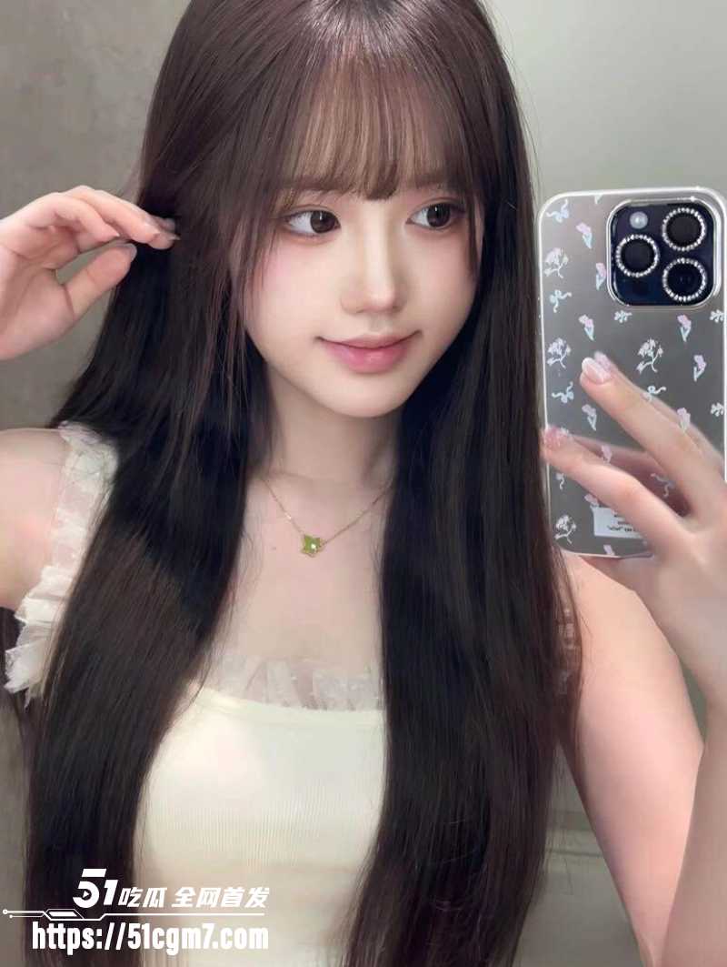 广东清纯少女 居家自拍视频 2 广东清纯少女 居家自拍视频 2