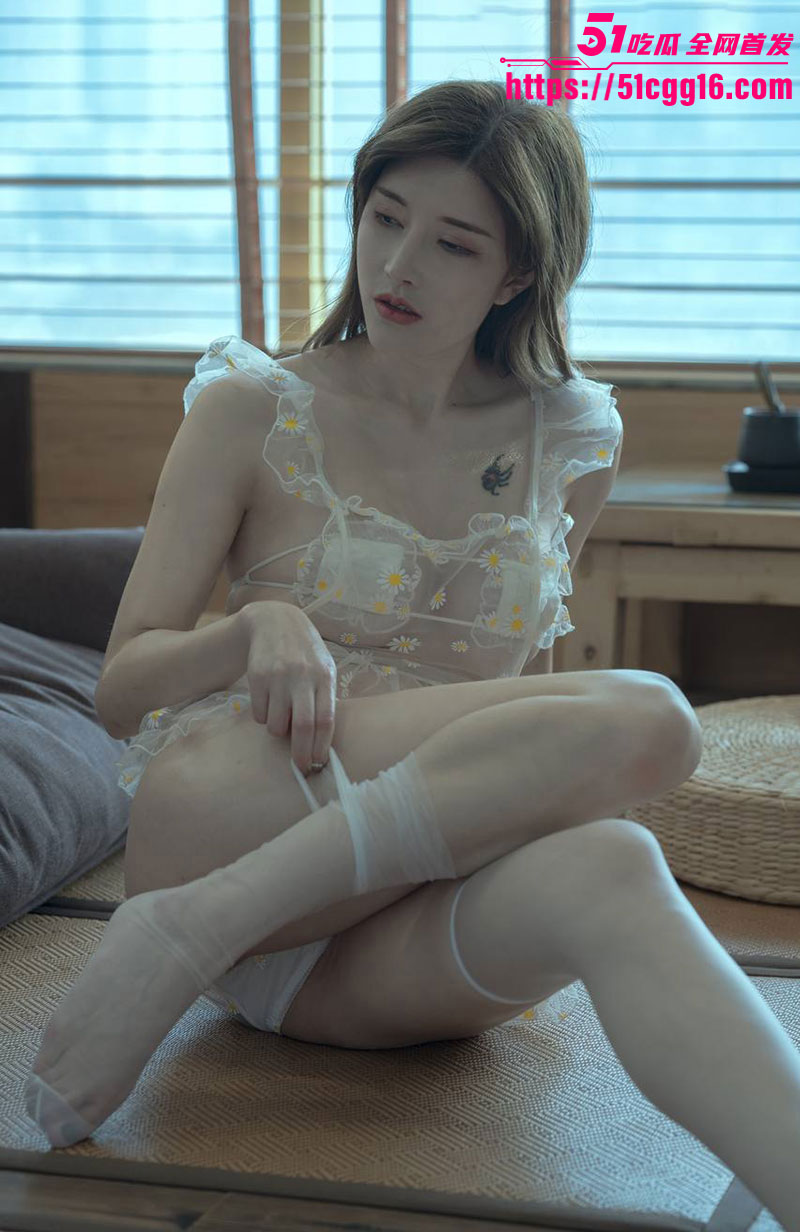 鹿八岁baby 小雏菊性感写真5 鹿八岁baby 小雏菊性感写真5
