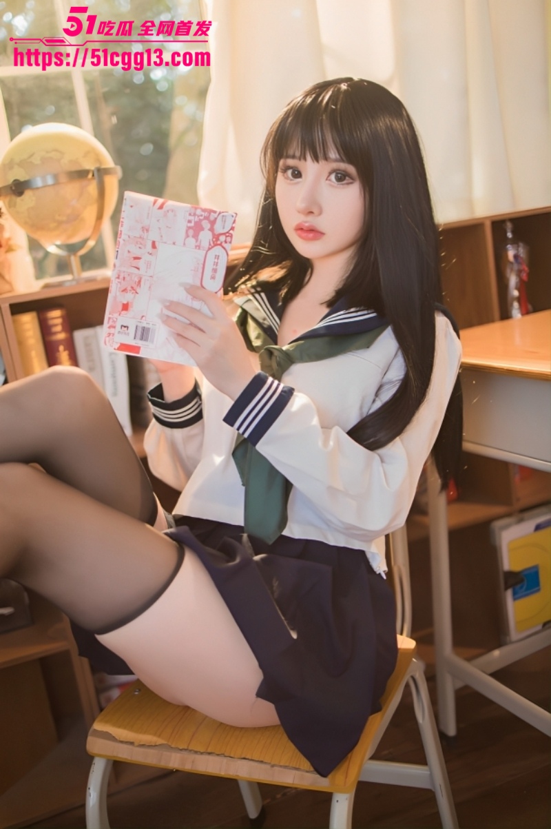 清纯学妹cos教室手指自慰1 清纯学妹cos教室手指自慰1