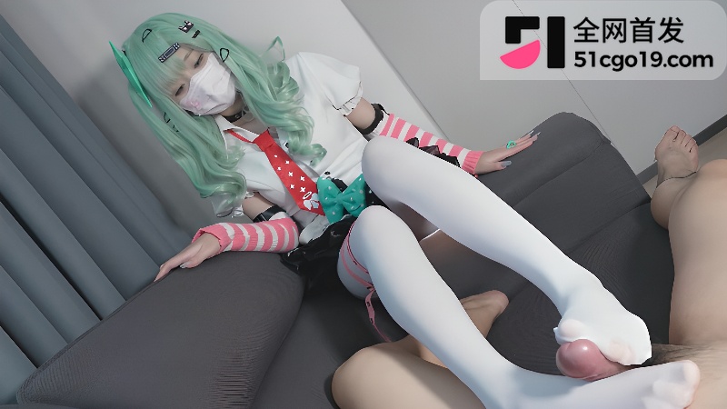 福利姬嫩小兔性爱佳作2 福利姬嫩小兔性爱佳作2