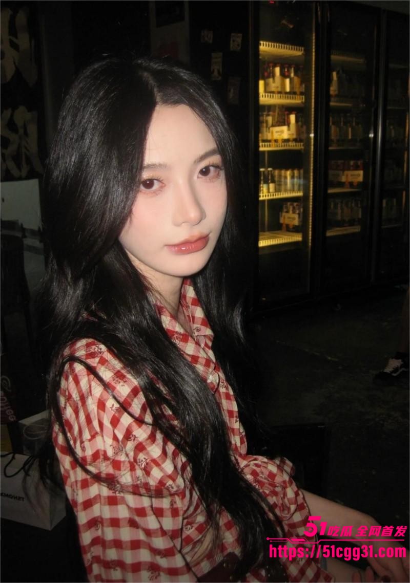 抖音百万网红 一只海螺 走光视频流出 宽松睡衣粉嫩乳头清晰可见 扁平美乳骨感诱惑十足 7 抖音百万网红 一只海螺 走光视频流出 宽松睡衣粉嫩乳头清晰可见 扁平美乳骨感诱惑十足 7