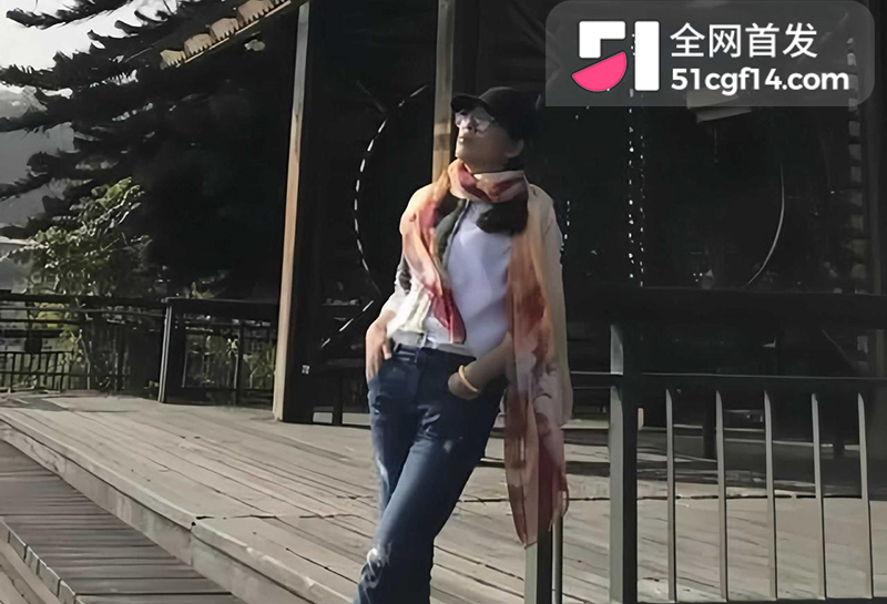 江苏东台实验小学教师梁雪芳偷晴曝光 1 拷贝 江苏东台实验小学教师梁雪芳偷晴曝光 1 拷贝