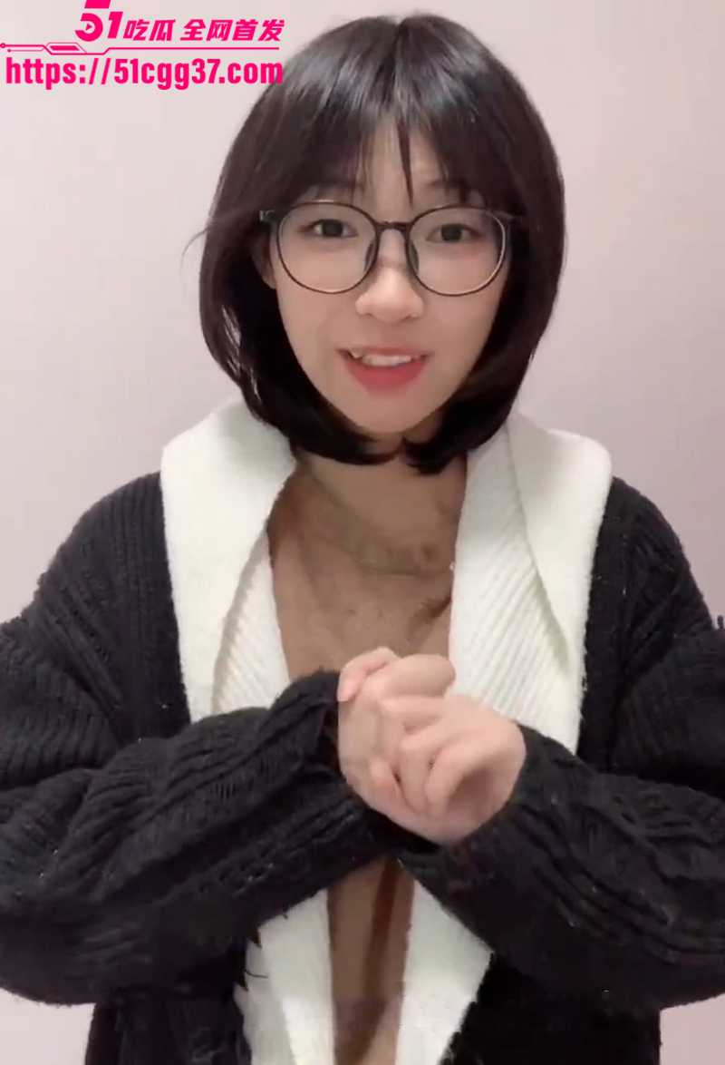 超美反差穿衣测评Gulili谷鲤里全裸测评合集流程1拷贝 超美反差穿衣测评Gulili谷鲤里全裸测评合集流程1拷贝