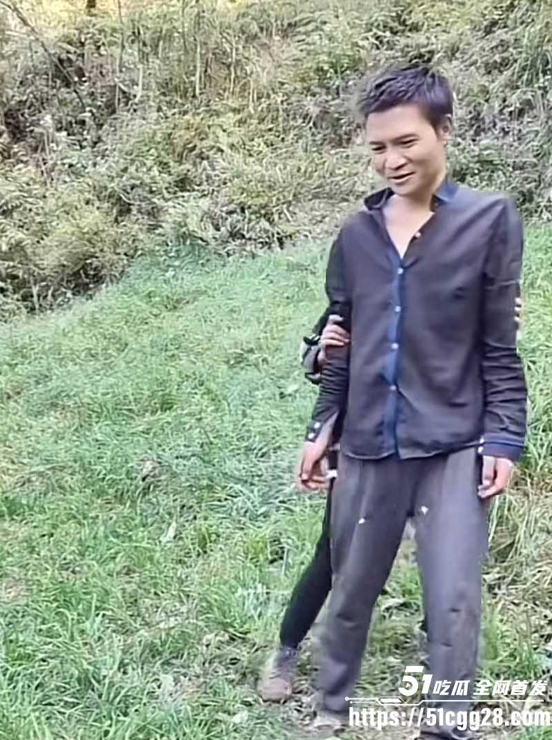 抖音网红小英曝上如拉出轨其亲表妹010 抖音网红小英曝上如拉出轨其亲表妹010