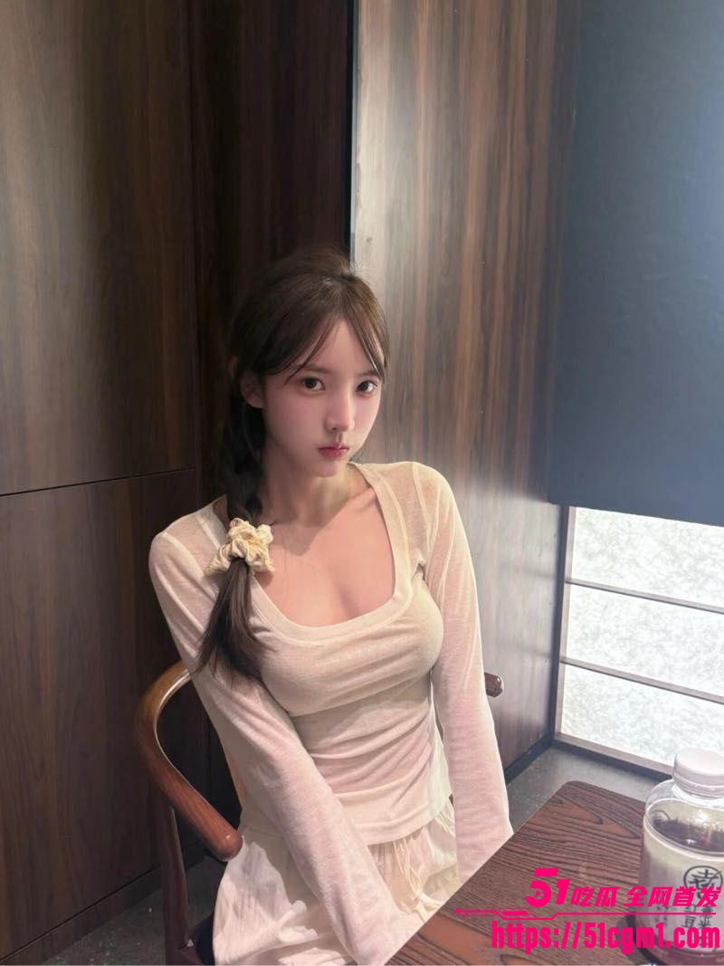 清纯御姐型少女私拍视频流出 2 清纯御姐型少女私拍视频流出 2