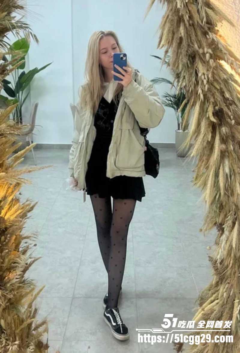 51瓜友约炮180乌克兰女模特视频流出 2 拷贝 51瓜友约炮180乌克兰女模特视频流出 2 拷贝