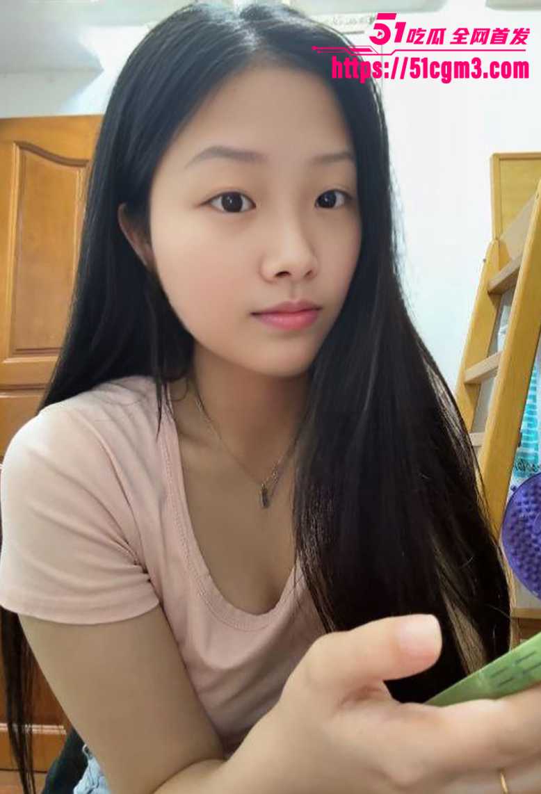 湖南反差学生妹蒋欣被调教性爱视频流出1拷贝 湖南反差学生妹蒋欣被调教性爱视频流出1拷贝