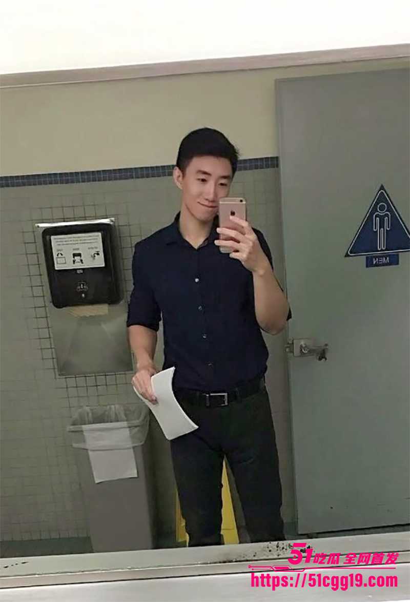 留学圈炮神黄宇辰割鸡吧 1 拷贝 留学圈炮神黄宇辰割鸡吧 1 拷贝
