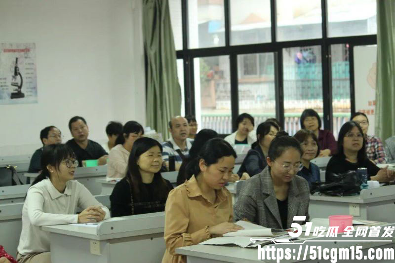 广东新华中学语文老师陈莉莉师生恋曝光 6 广东新华中学语文老师陈莉莉师生恋曝光 6