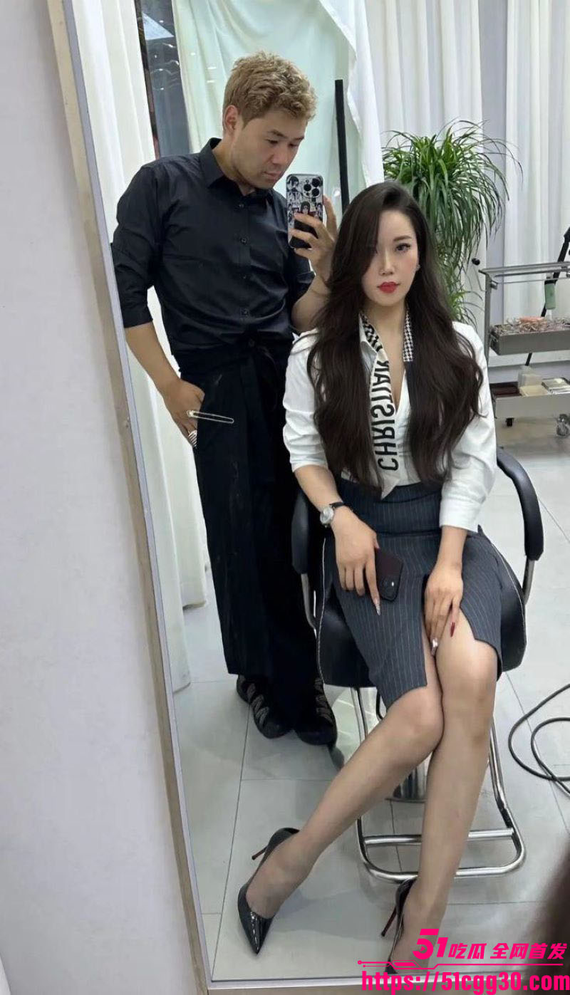 抖音长发高挑御姐C姨不雅视频流出 6 抖音长发高挑御姐C姨不雅视频流出 6