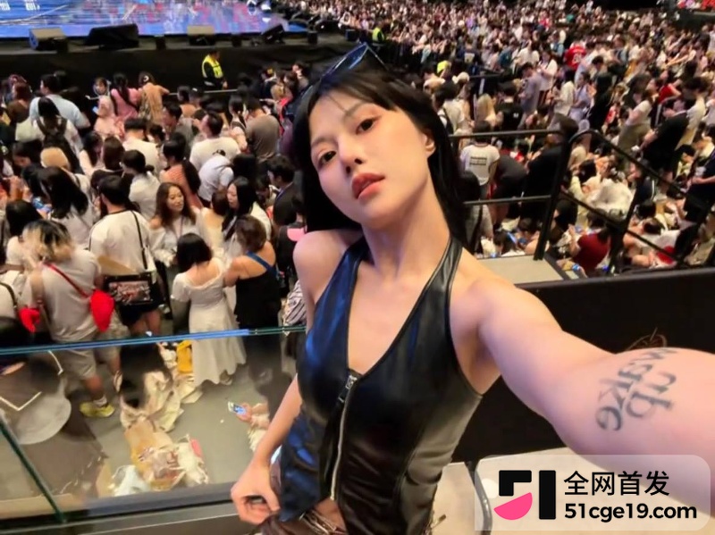 南通丽斐老板娘潘桢卉怒撕老公出轨殷赛金4 南通丽斐老板娘潘桢卉怒撕老公出轨殷赛金4