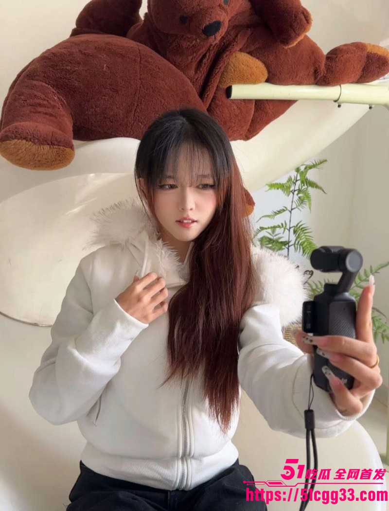 河南新乡精神小妹下海卖逼02 河南新乡精神小妹下海卖逼02