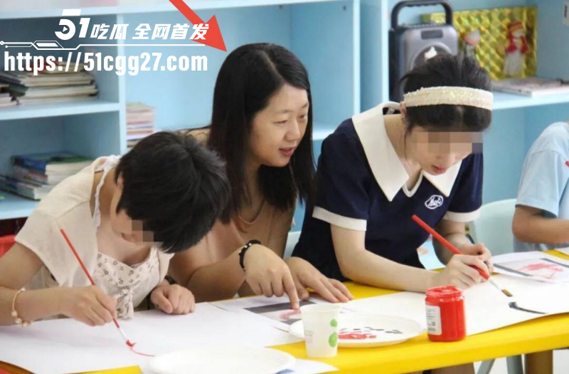 河南安阳文峰银鹭社区党书记刘艳杰知三当三03 河南安阳文峰银鹭社区党书记刘艳杰知三当三03