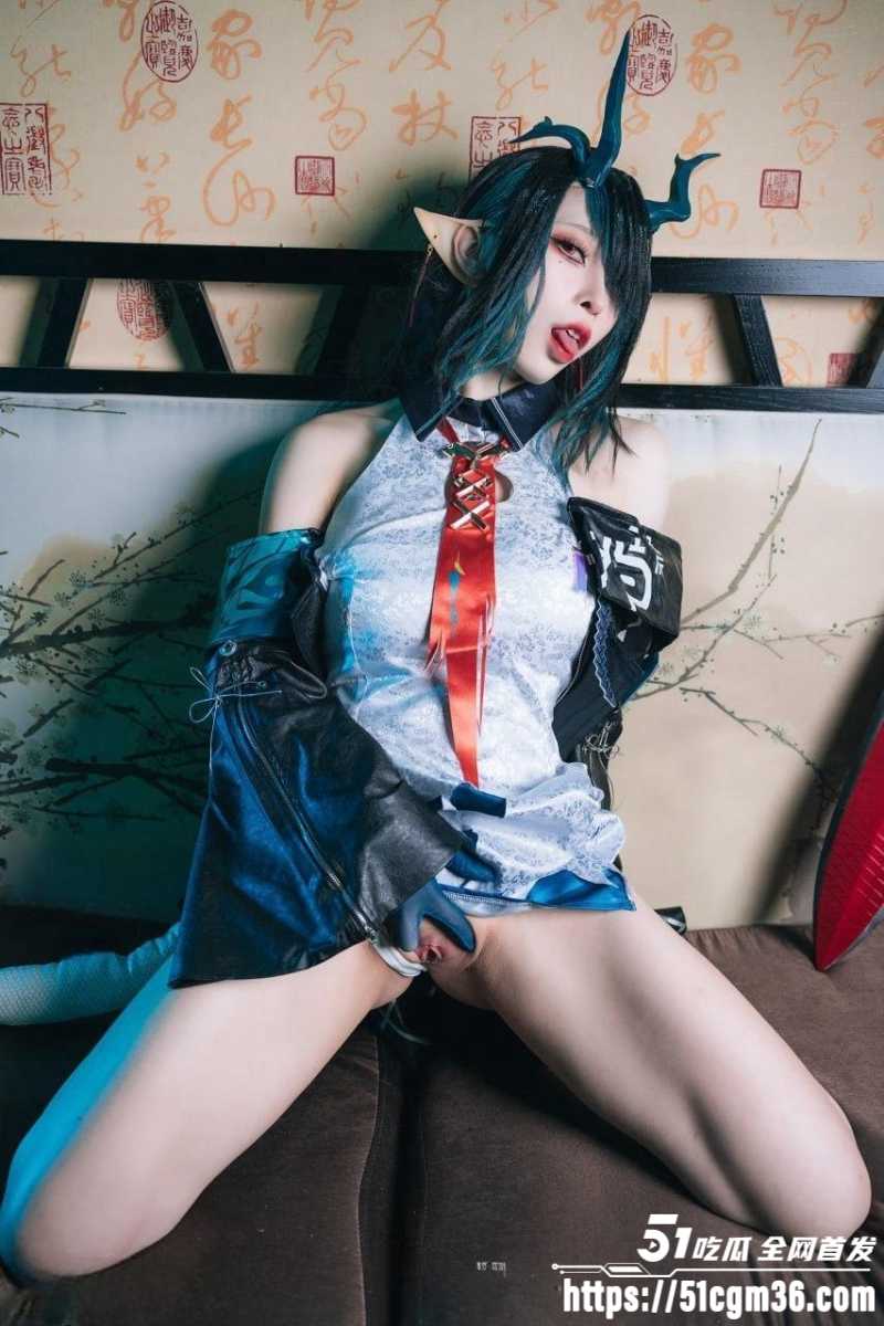 台湾极品福利姬 浵卡Tokar COS服做爱合集 1 台湾极品福利姬 浵卡Tokar COS服做爱合集 1
