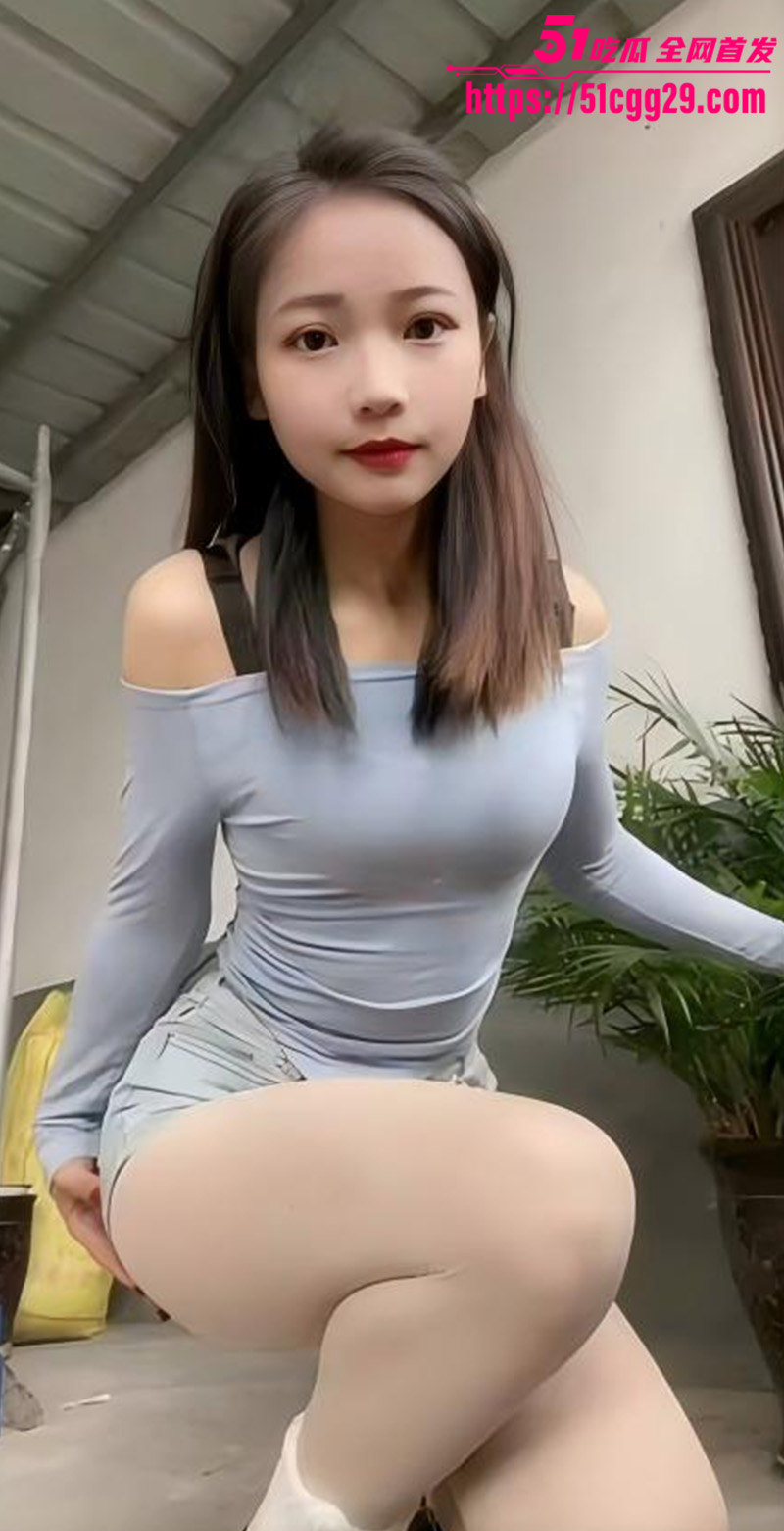 3 3