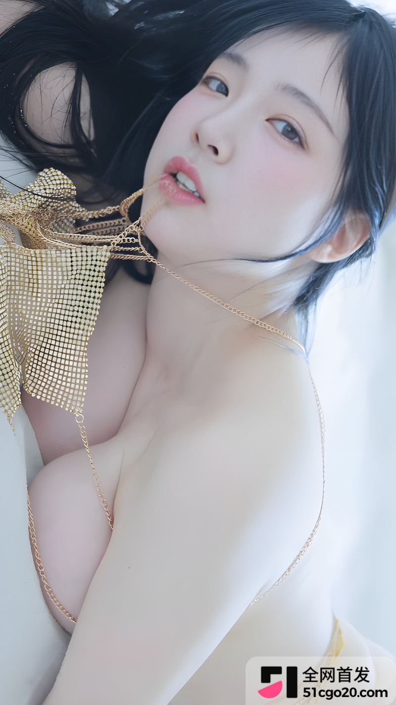 巨乳模特 MomoRinawatermarked 巨乳模特 MomoRinawatermarked