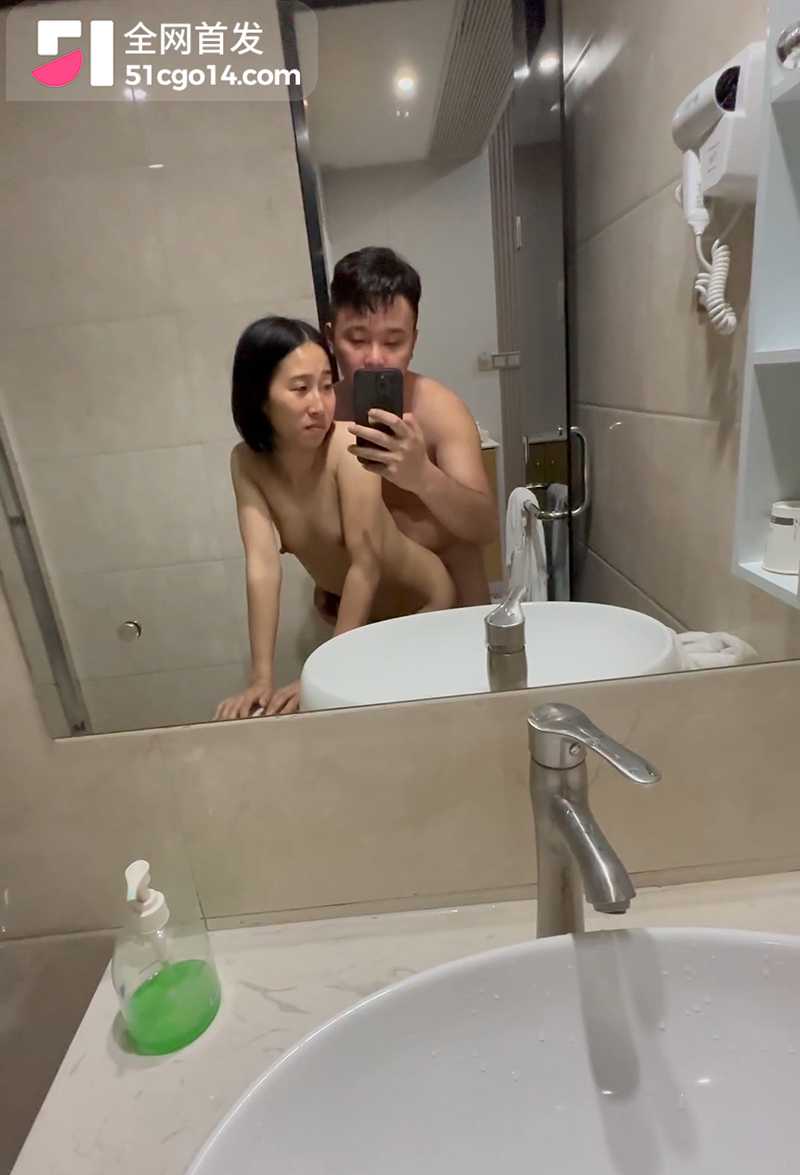 极品女大学生 胡嘉恩 情侣私拍 6 拷贝 极品女大学生 胡嘉恩 情侣私拍 6 拷贝