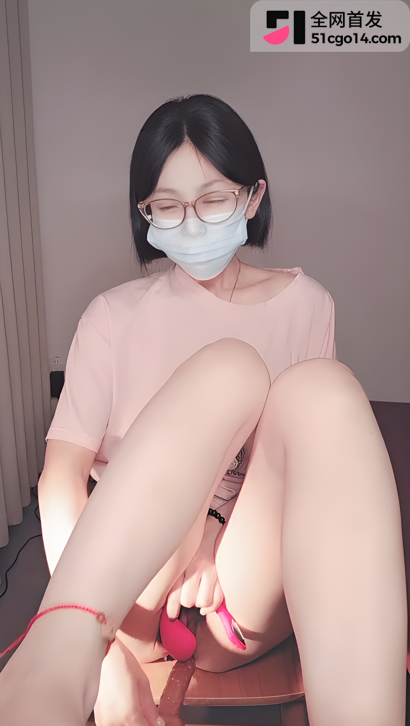 顶级反差婊 夏嫣 直播大秀4 顶级反差婊 夏嫣 直播大秀4