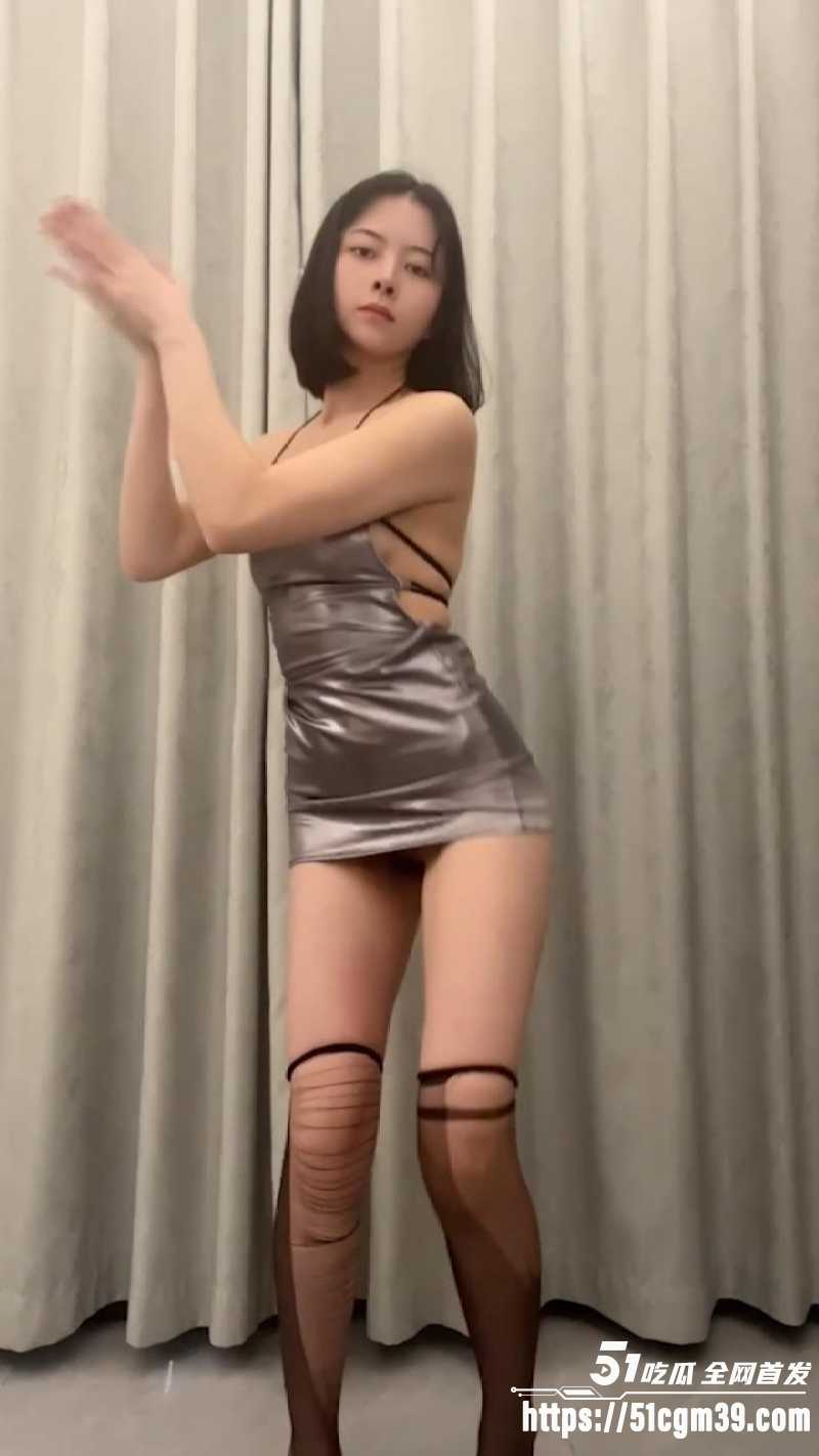推特福利姬小西西 2 推特福利姬小西西 2