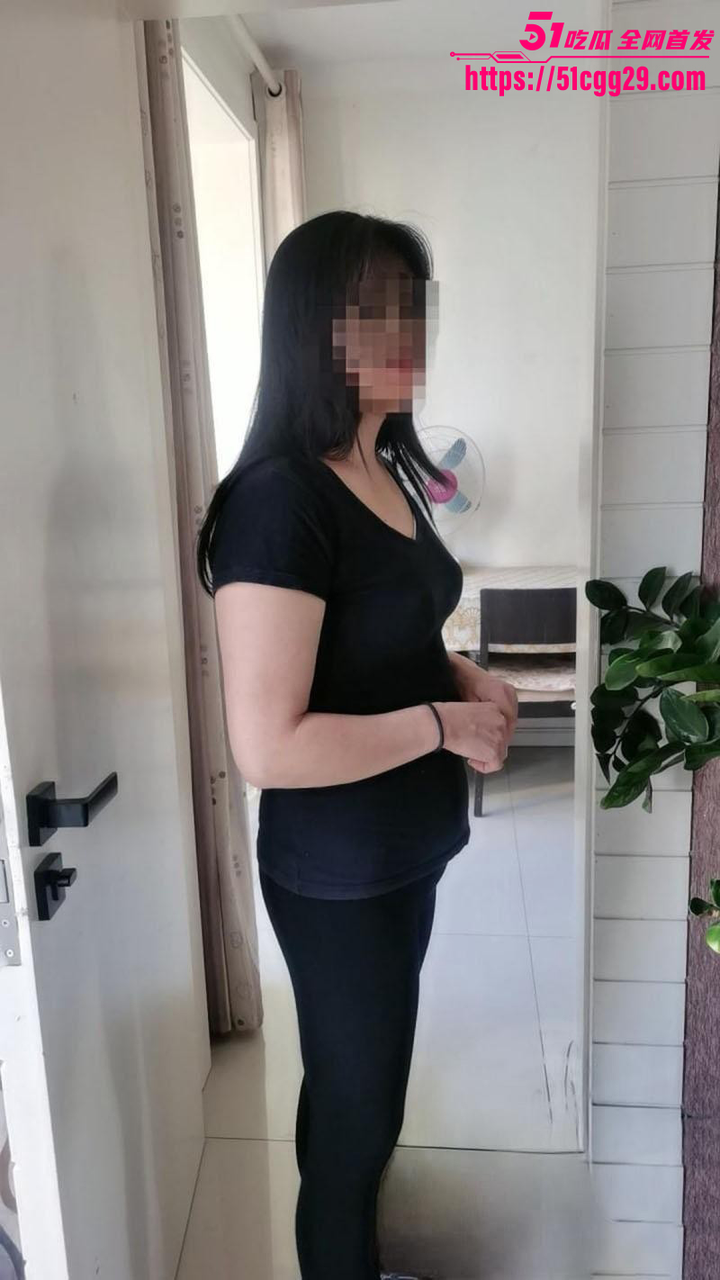 爱穿丝袜的骚妈午休时暴操骚妈05 爱穿丝袜的骚妈午休时暴操骚妈05