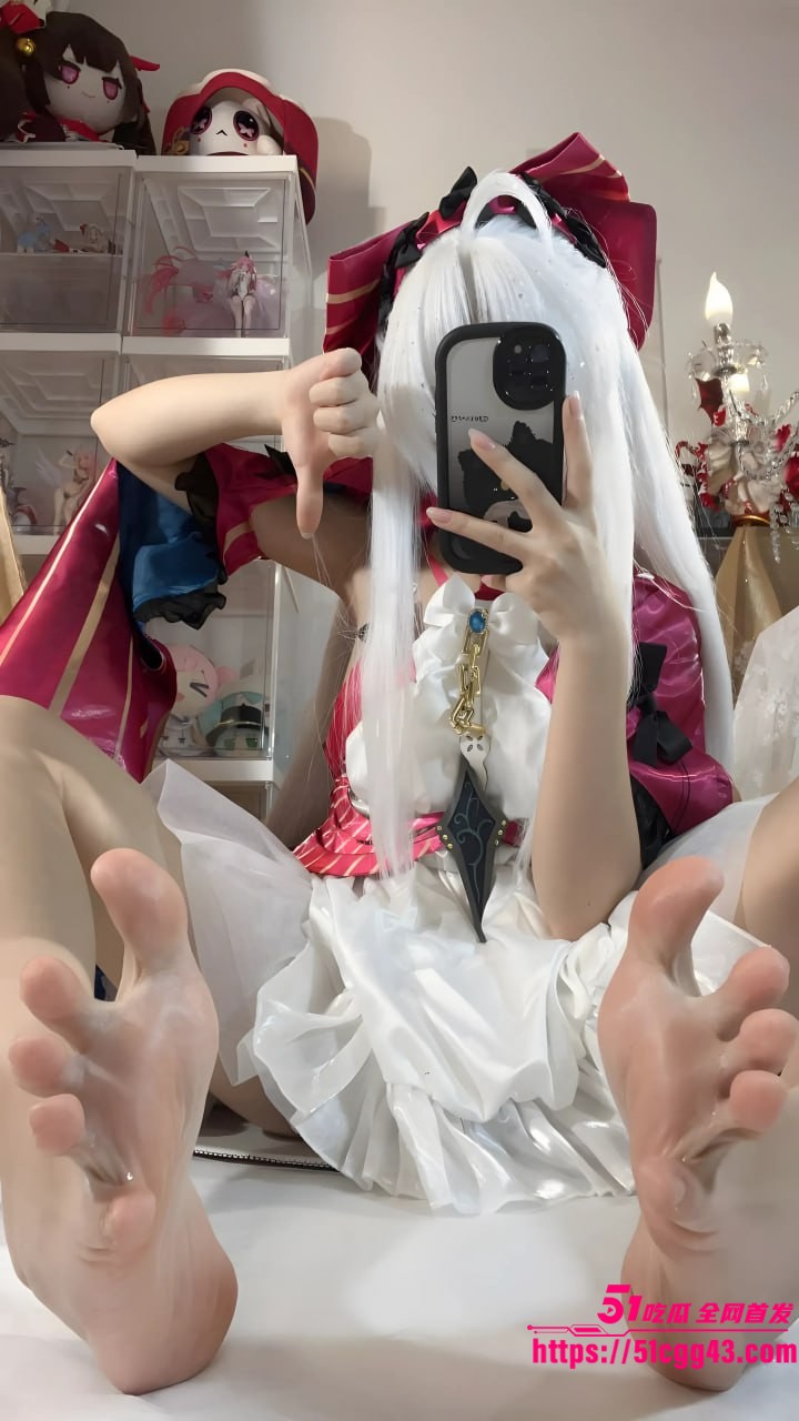 稚嫩萝莉 白栎Shirly 化身游戏美女珂莱塔 2 稚嫩萝莉 白栎Shirly 化身游戏美女珂莱塔 2