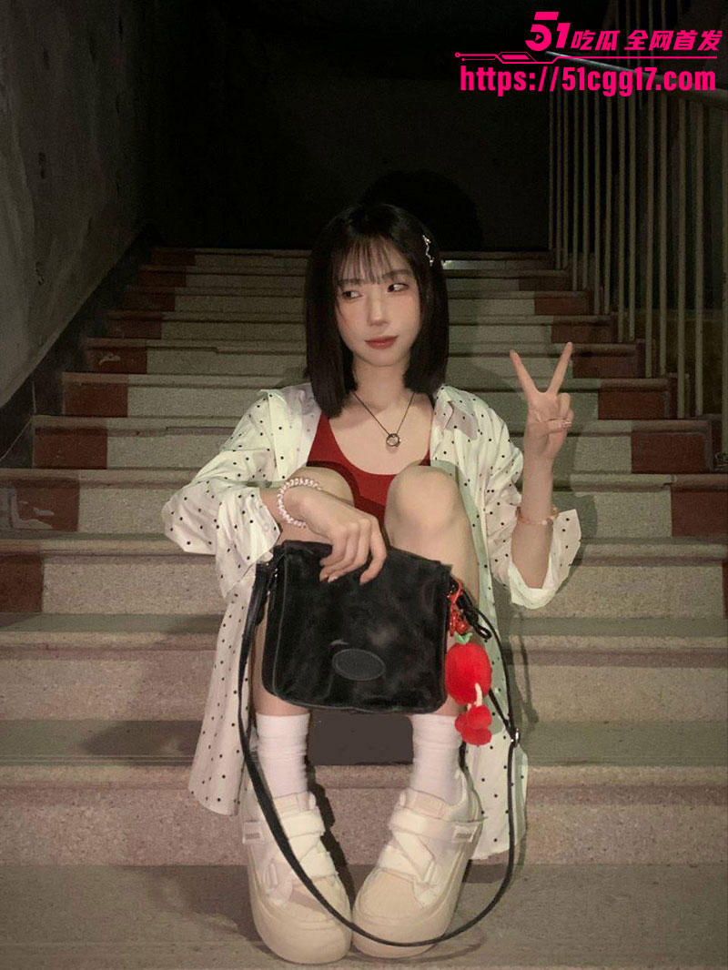 广东顶级反差婊陈芷晴4 广东顶级反差婊陈芷晴4