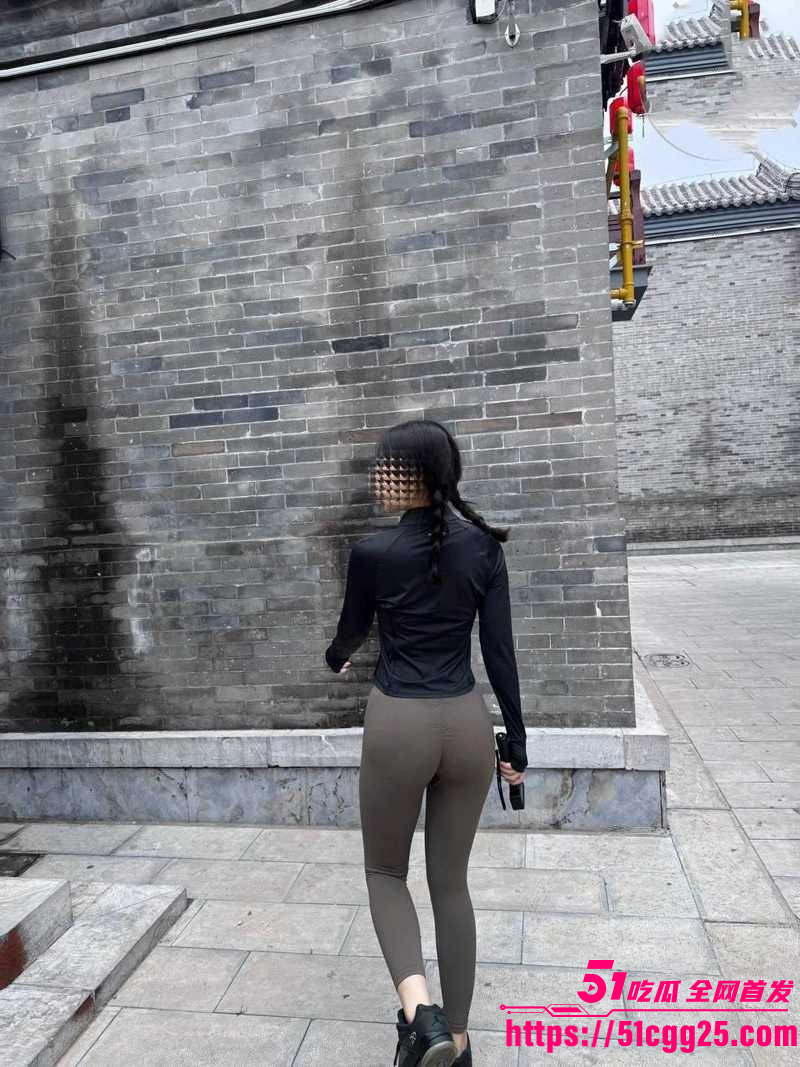 39岁大屁股妈妈暴操饥渴堂姐01 39岁大屁股妈妈暴操饥渴堂姐01