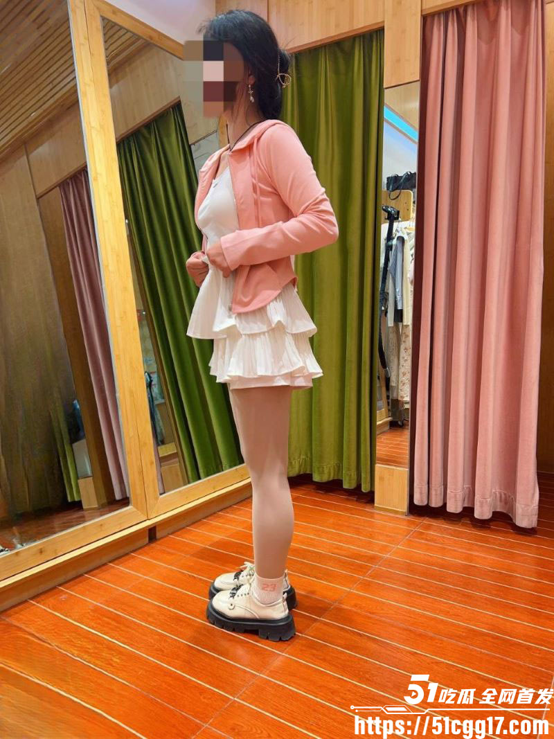 海角乱伦大神爱上自己的亲妹妹新作 2 海角乱伦大神爱上自己的亲妹妹新作 2