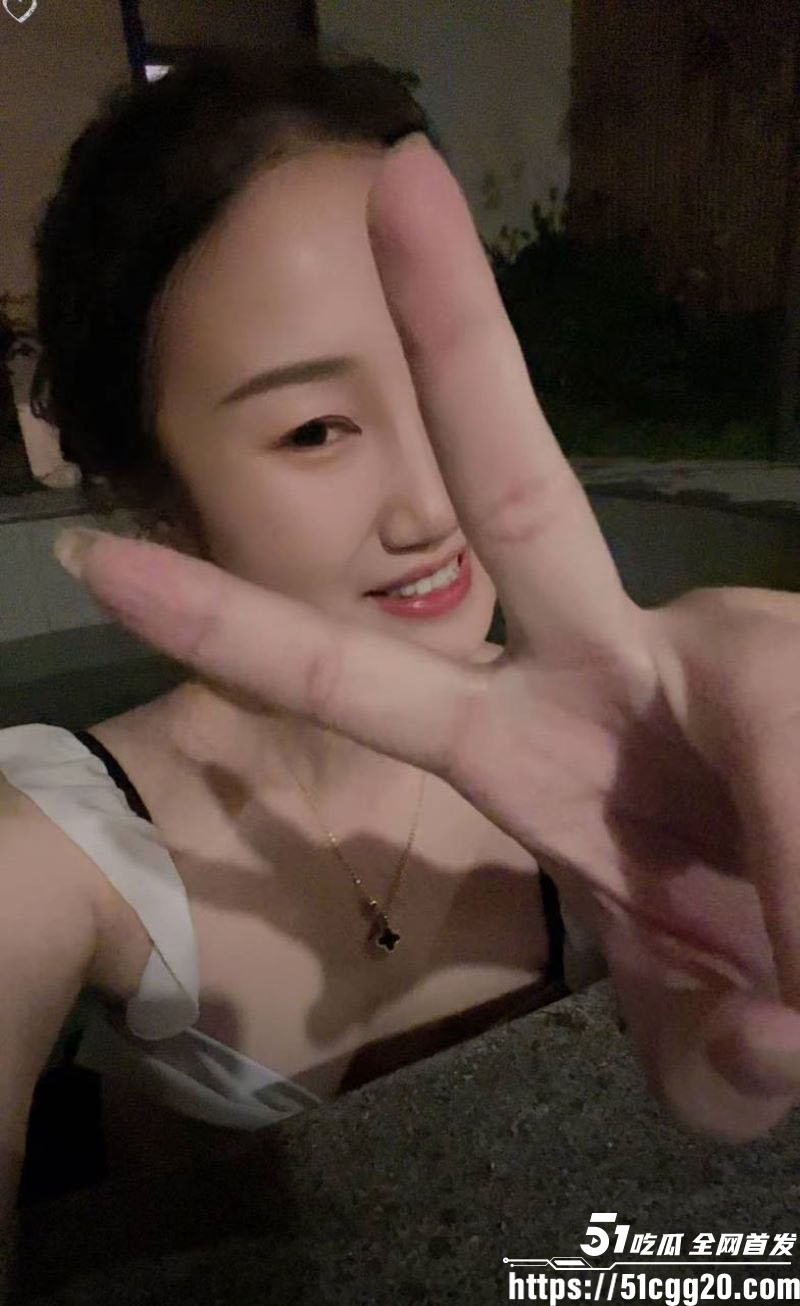 云南玉溪农业局副局长张颖婚内偷腥被妻子实名举报 6 云南玉溪农业局副局长张颖婚内偷腥被妻子实名举报 6