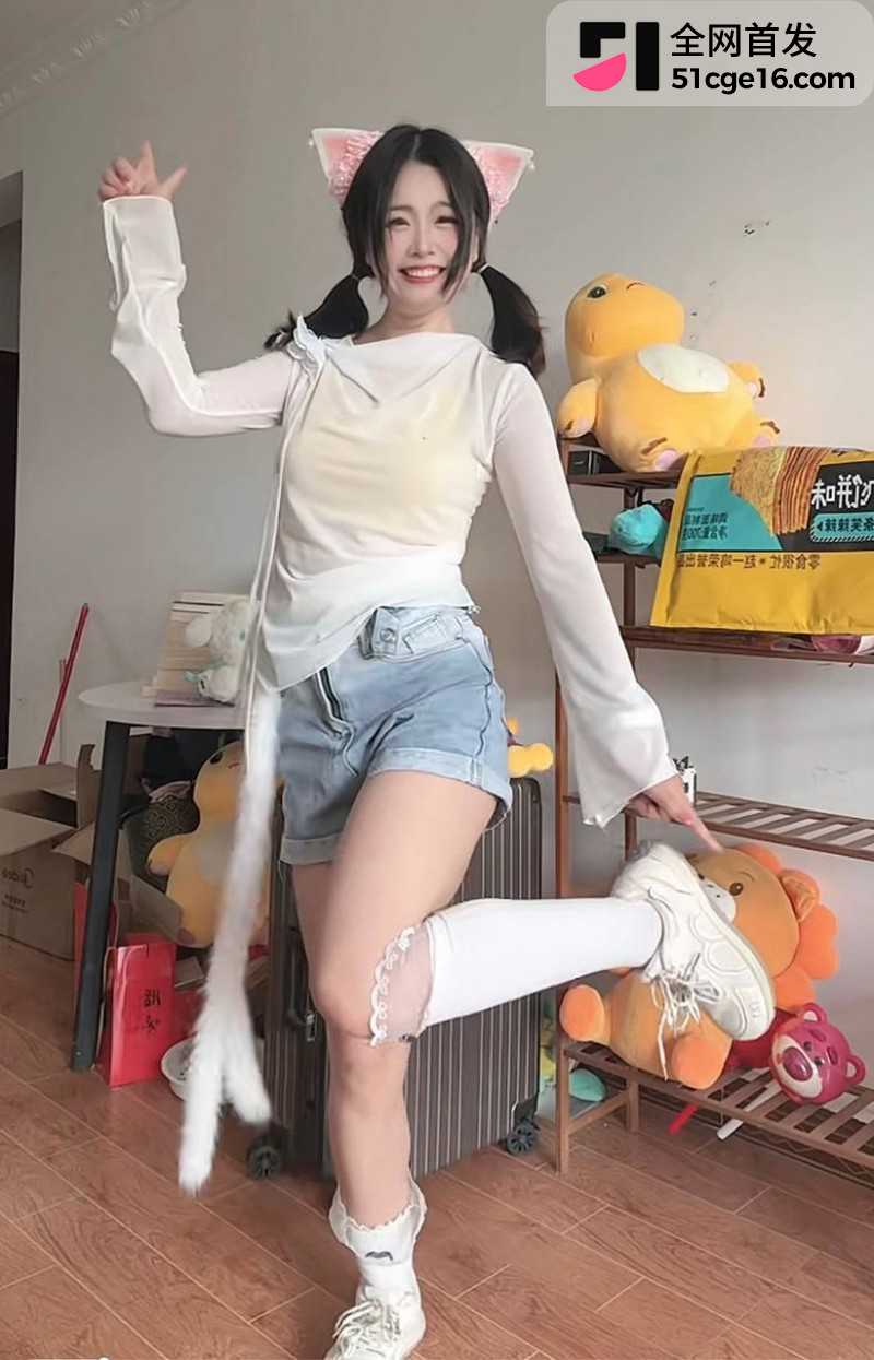 贵州40万粉网红 曹万江 与吴莉莉过夜炒CP7 贵州40万粉网红 曹万江 与吴莉莉过夜炒CP7