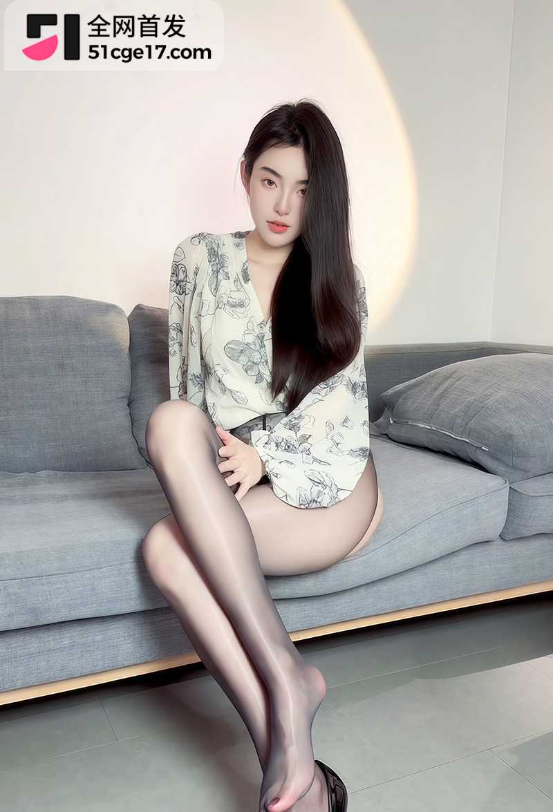 抖音露脸丝袜美人薇薇金主定制福利4拷贝 抖音露脸丝袜美人薇薇金主定制福利4拷贝