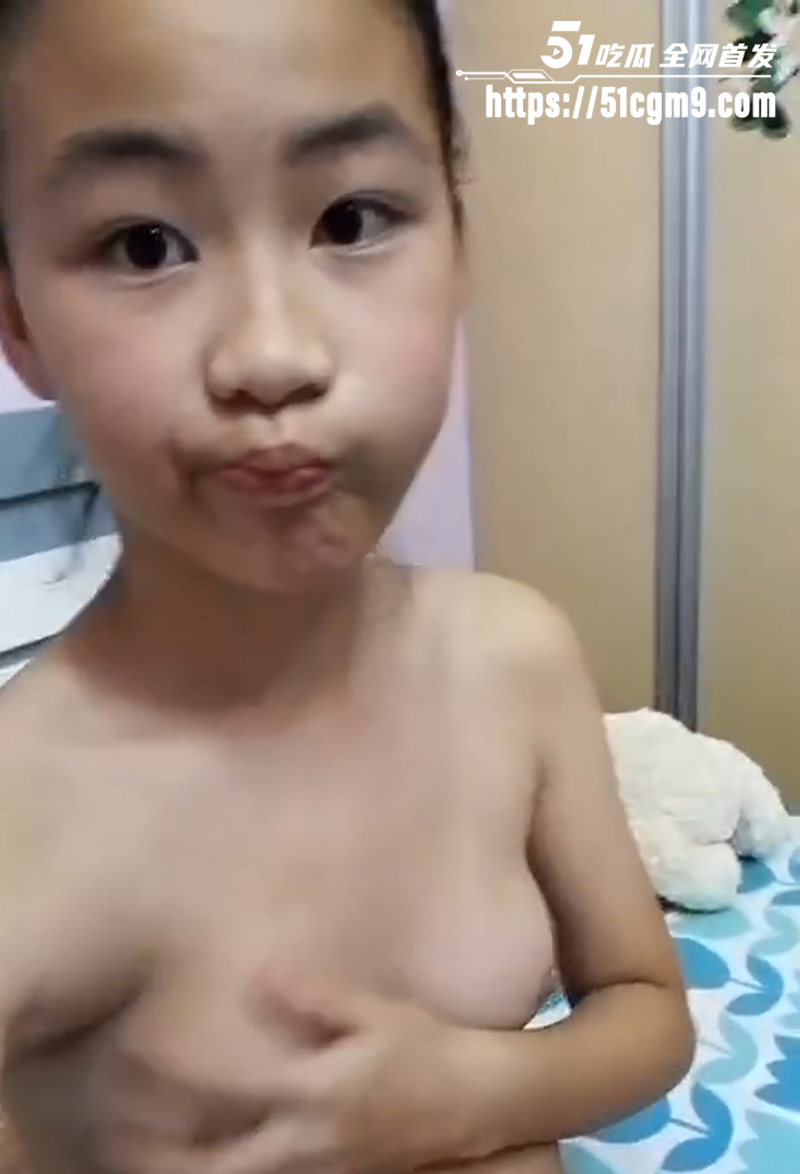 江西科技大学大三萝莉甜妹李煊自拍自慰视频曝光3拷贝 江西科技大学大三萝莉甜妹李煊自拍自慰视频曝光3拷贝