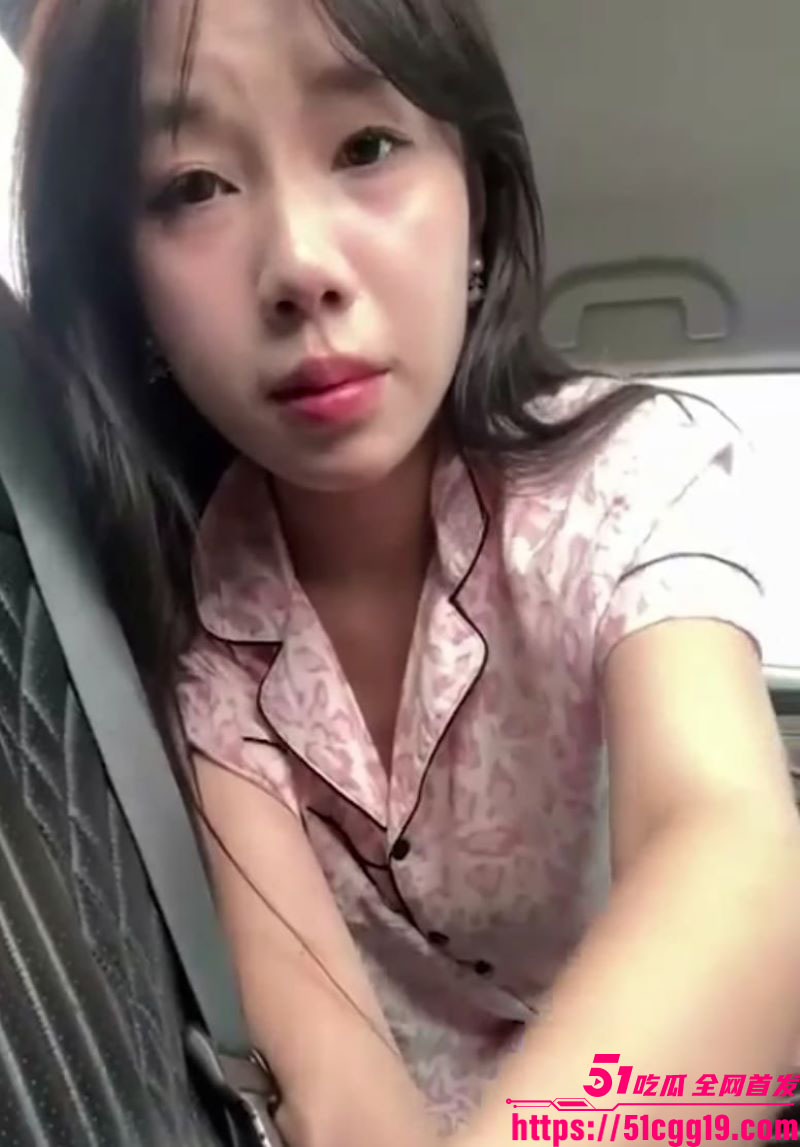 极品露出美少女万元定制新作 1 极品露出美少女万元定制新作 1