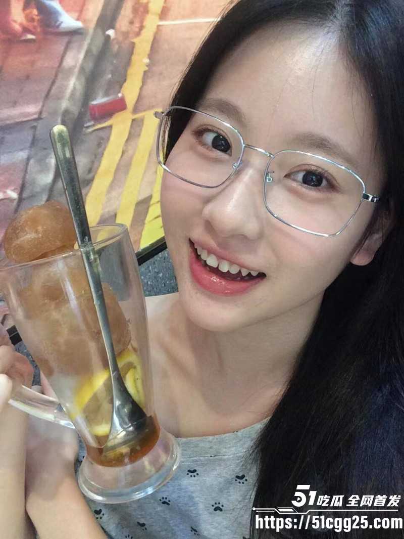 19岁美少女出轨为炮友打胎02 19岁美少女出轨为炮友打胎02