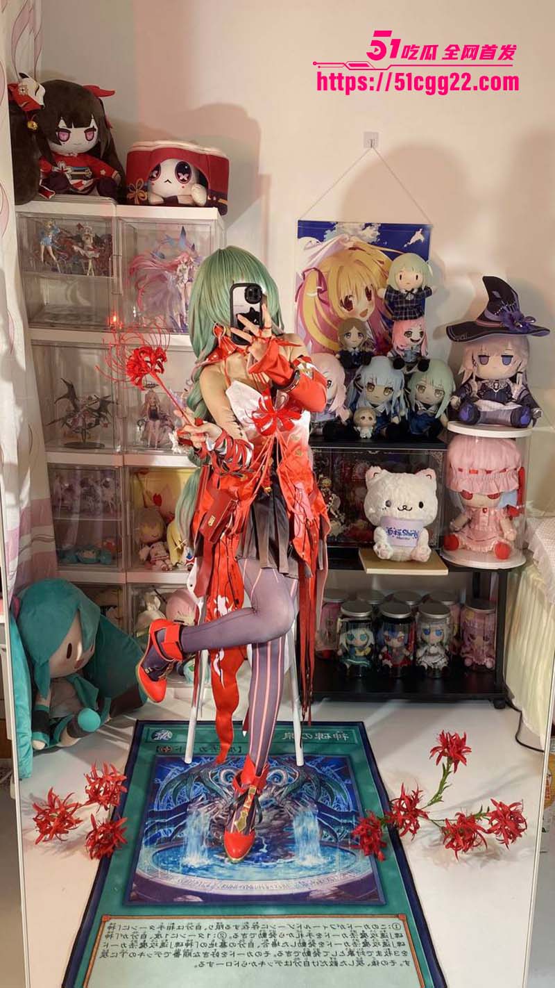 二次元顶流福利姬 白栎Shirly4 二次元顶流福利姬 白栎Shirly4