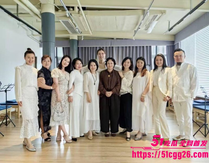 深圳婊子王朱长银第四弹曝光 4 深圳婊子王朱长银第四弹曝光 4