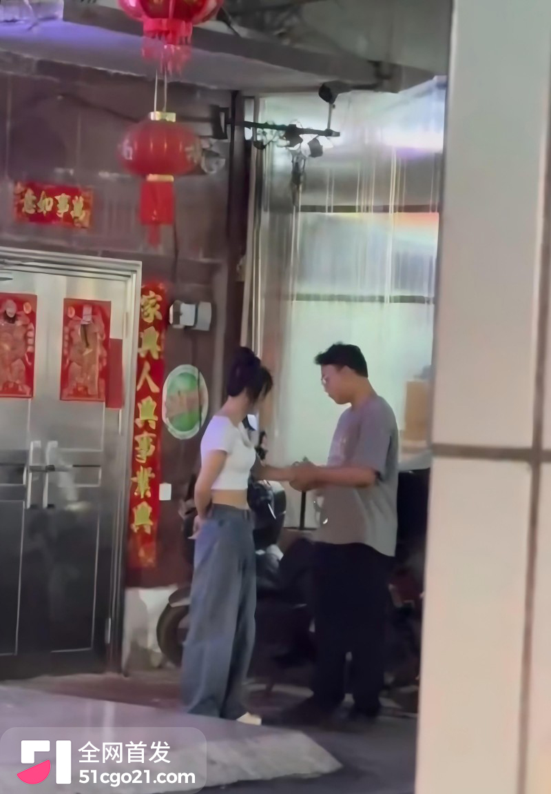 南宁埌西再现扫黄行动 多名站街女被抓11 南宁埌西再现扫黄行动 多名站街女被抓11