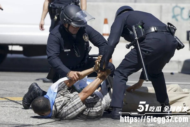 意大利南部普利亚大区运钞车抢劫案013 意大利南部普利亚大区运钞车抢劫案013