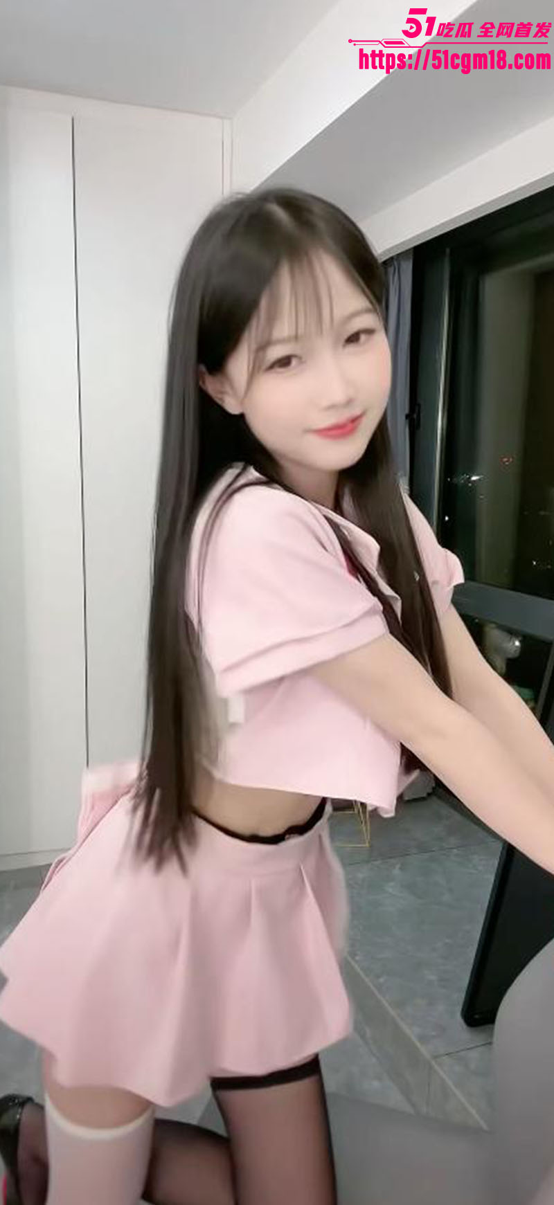 4 4