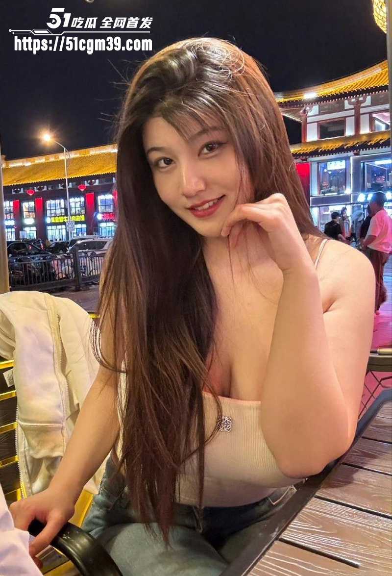 抖音丰满女神张泡泡私人会议室录屏流出3拷贝 抖音丰满女神张泡泡私人会议室录屏流出3拷贝