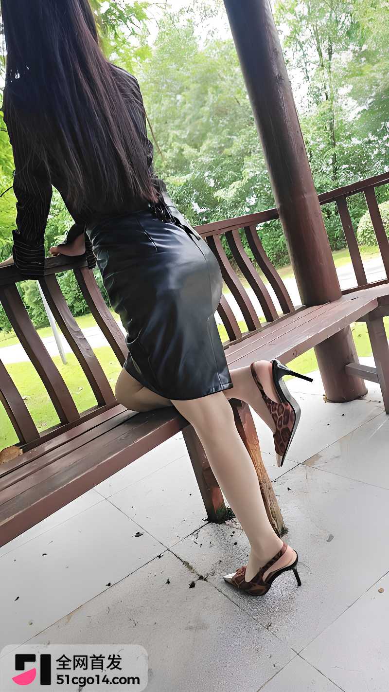 少妇熟女性爱者性感骚妇肉偿还债2 少妇熟女性爱者性感骚妇肉偿还债2