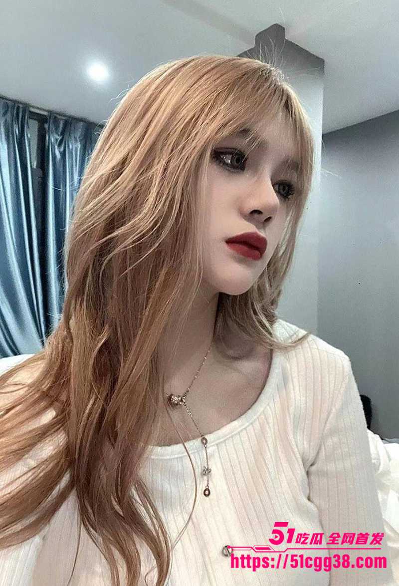 上海超美精神小妹情侣淫片流出 1 拷贝 上海超美精神小妹情侣淫片流出 1 拷贝